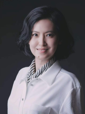 李嘉丽.jpg